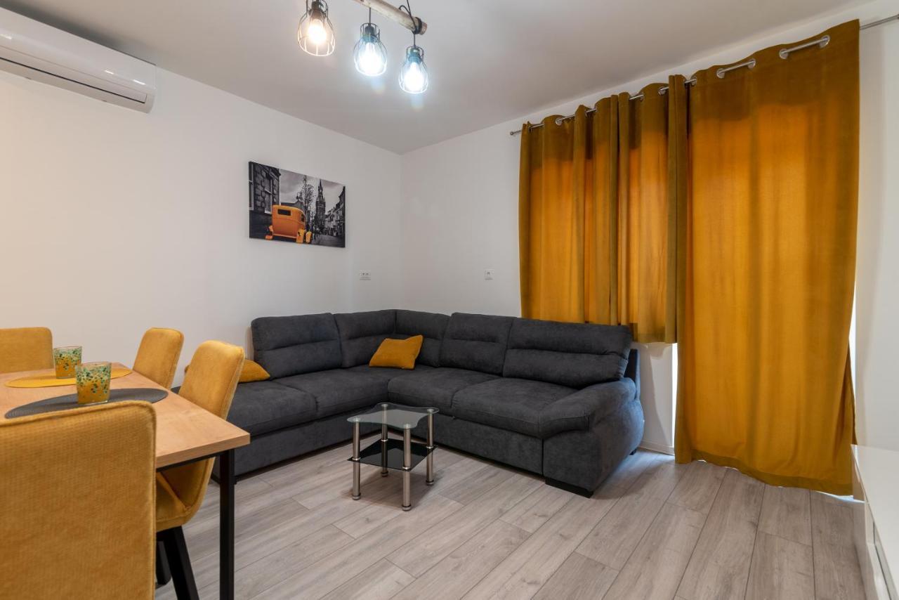 Apartman Galeb Trogir Exterior photo